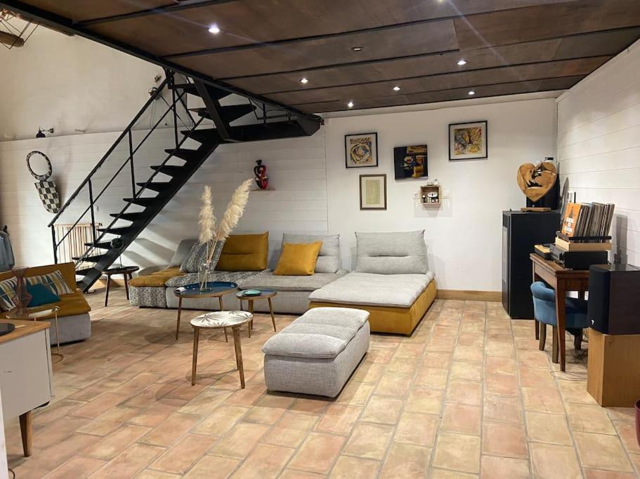 Holiday home Loft Des Chartreux - 150m2 4 Hammam Piscine Centre-ville