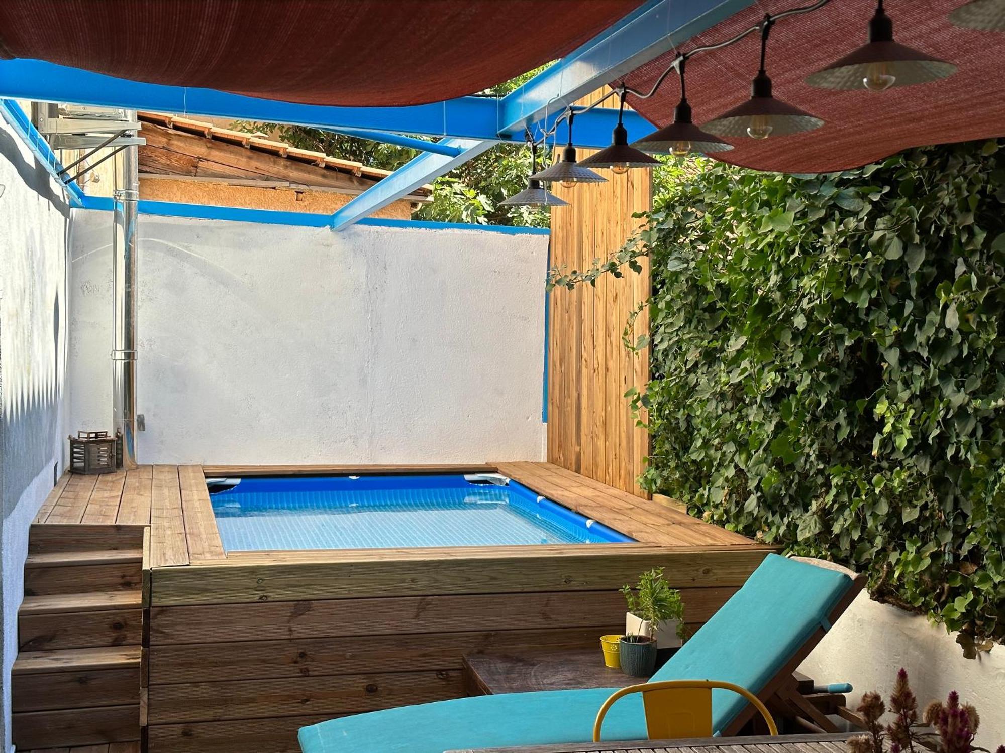 Holiday home Loft Des Chartreux - 150m2 4 Hammam Piscine Centre-ville Marseille